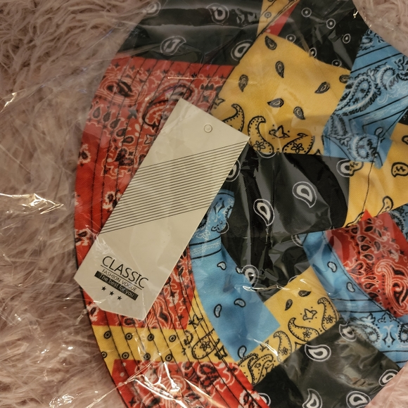 A Bucket Hat One Size Adult - Picture 3 of 5